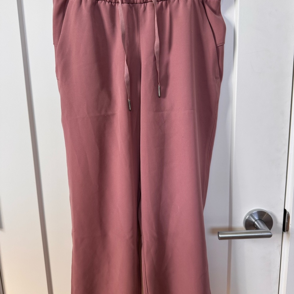Lululemon On The Fly Pants